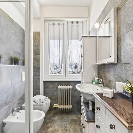 Casa Mirella Quiet 2br With View, Balcony And Ac - Happy * Nebbiuno