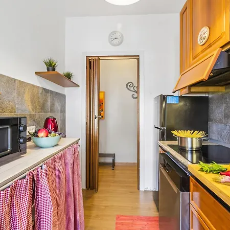 Apartmán Casa Mirella Full Ac And Terrace - Happy *